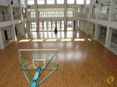 運(yùn)動(dòng)木地板行業(yè)應(yīng)注重品牌的宣傳和營銷